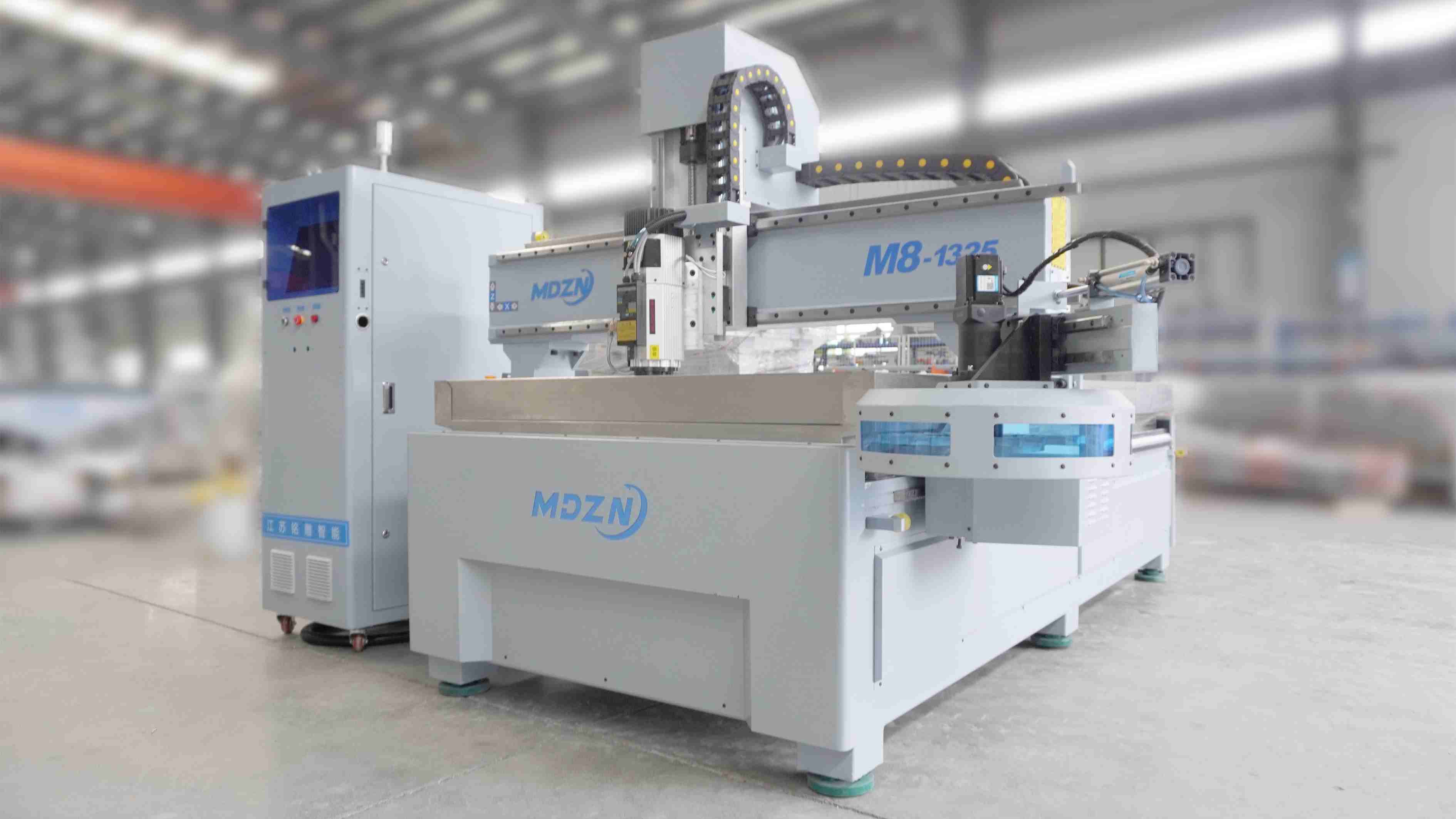 ماكينة تشكيل المعادن CNC طراز M8-1325