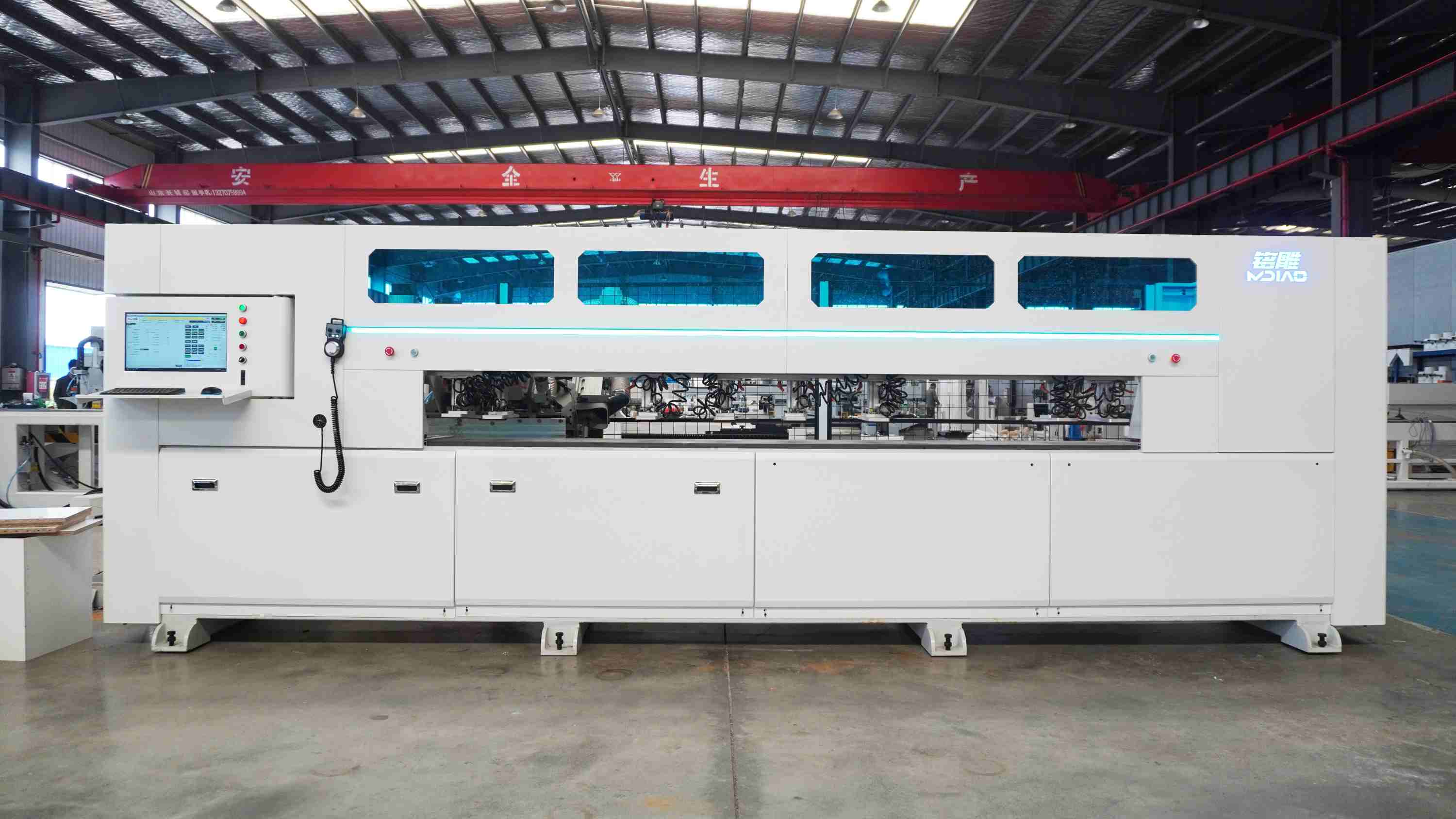 معدات CNC طراز MD2800LF للخزائن