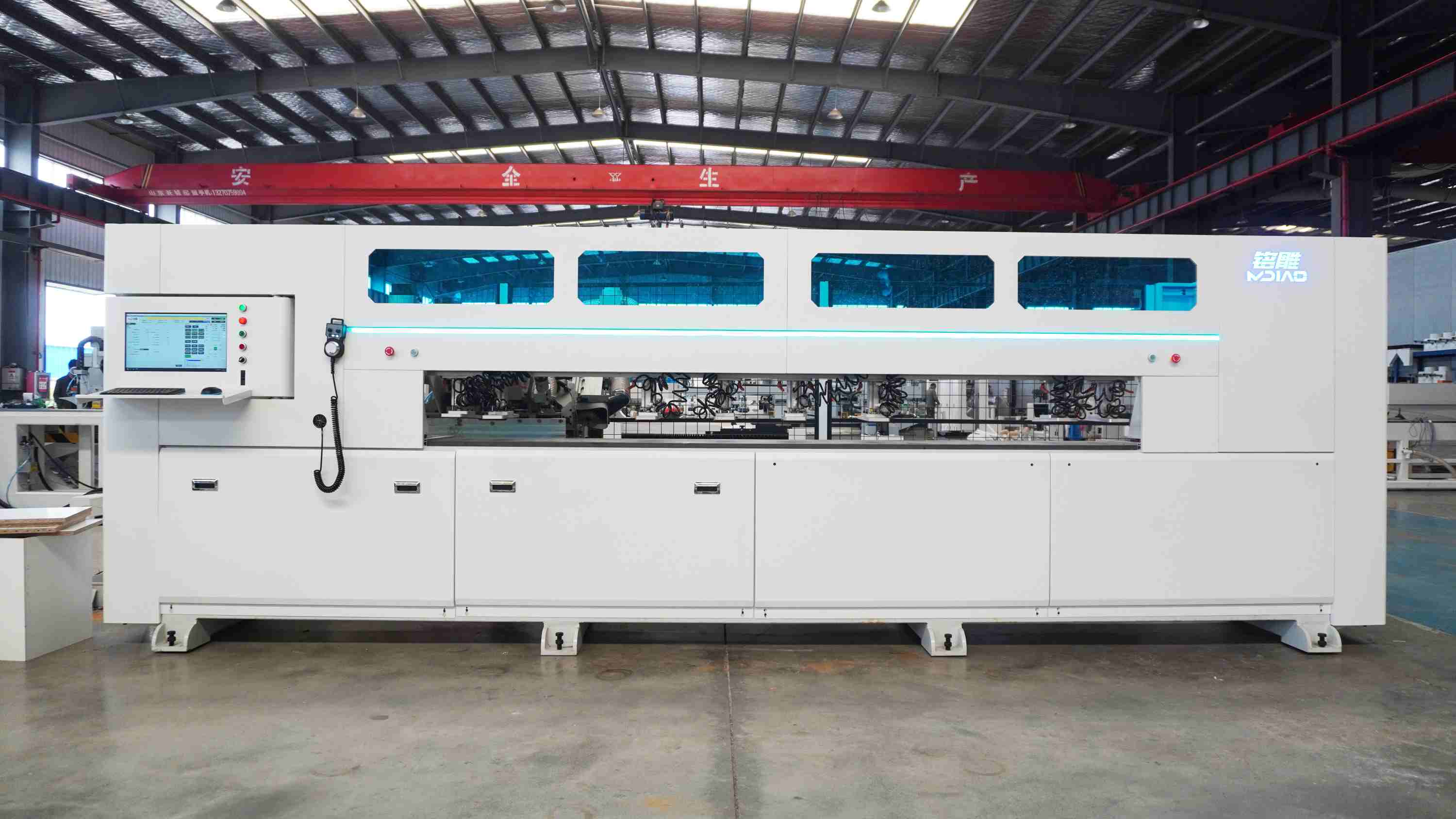 معدات CNC طراز MD2800LF للخزائن