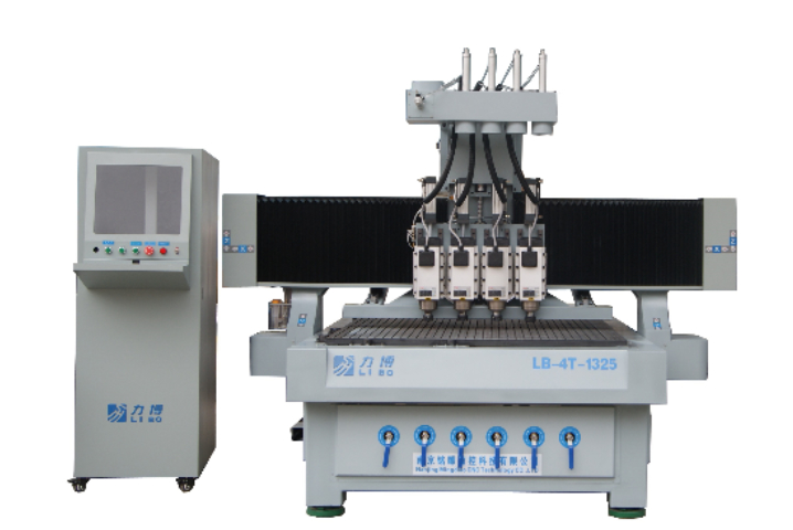 جهاز توجيه CNC رباعي المحاور LB-4T-1325