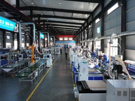 مصنع ماكينات CNC الخشبية - قطع ذكي لأعمال النجارة الحديثة
