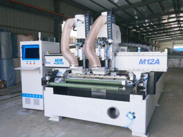 ماكينة نقش CNC طراز M12A + مغزلان مزدوجان + مخزن أدوات سعة 12 أداة