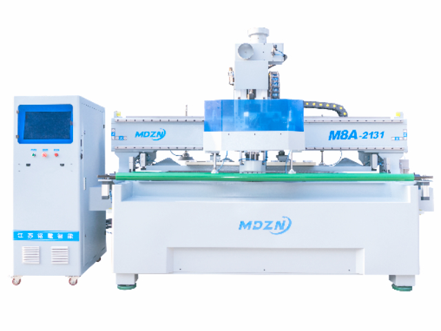 جهاز توجيه CNC M8 (6 × 10) مزود بمغير أدوات أوتوماتيكي بـ 8 محطات