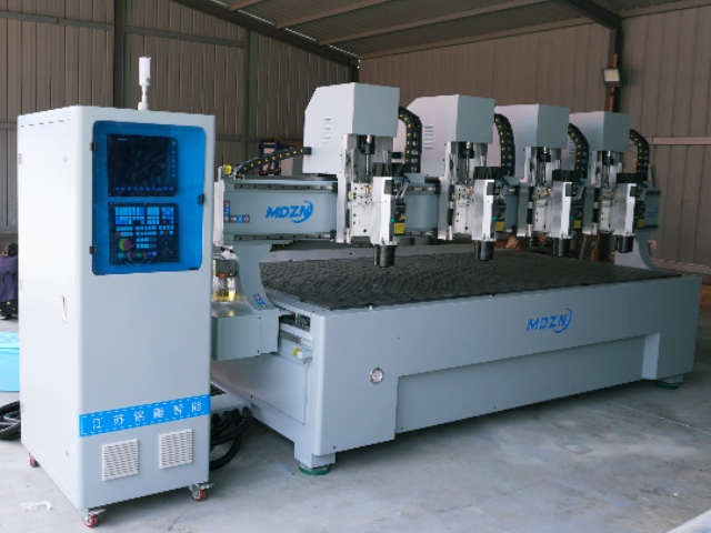مركز تشغيل الأخشاب M4-3015