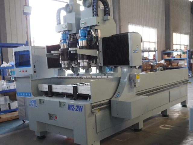 ماكينة نقش CNC مخصصة لمعالجة الخشب والأكريليك M2-2W